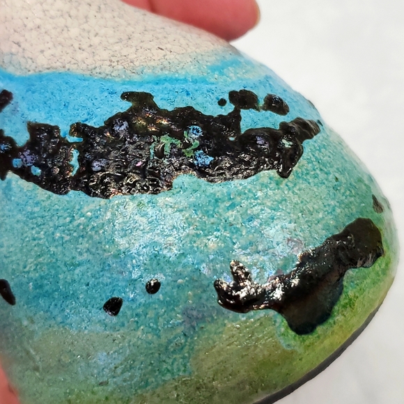 Raku art pottery handmade  5” bud vase - Picture 9 of 9